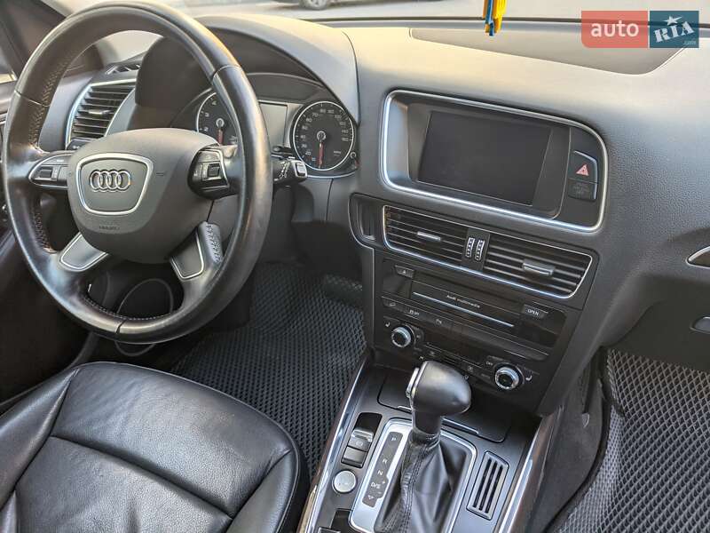 Внедорожник / Кроссовер Audi Q5 2013 в Виннице