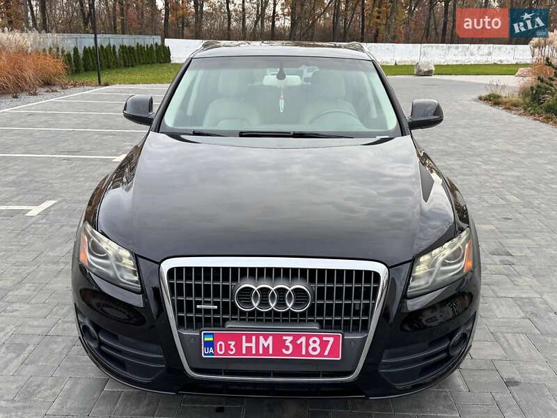 Позашляховик / Кросовер Audi Q5 2011 в Луцьку