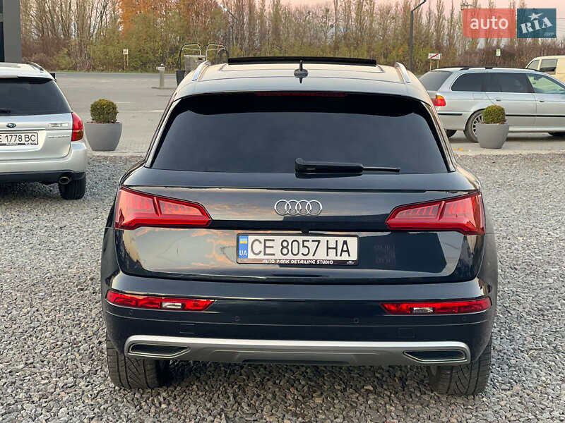 Позашляховик / Кросовер Audi Q5 2017 в Чернівцях