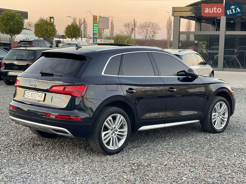 Позашляховик / Кросовер Audi Q5 2017 в Чернівцях