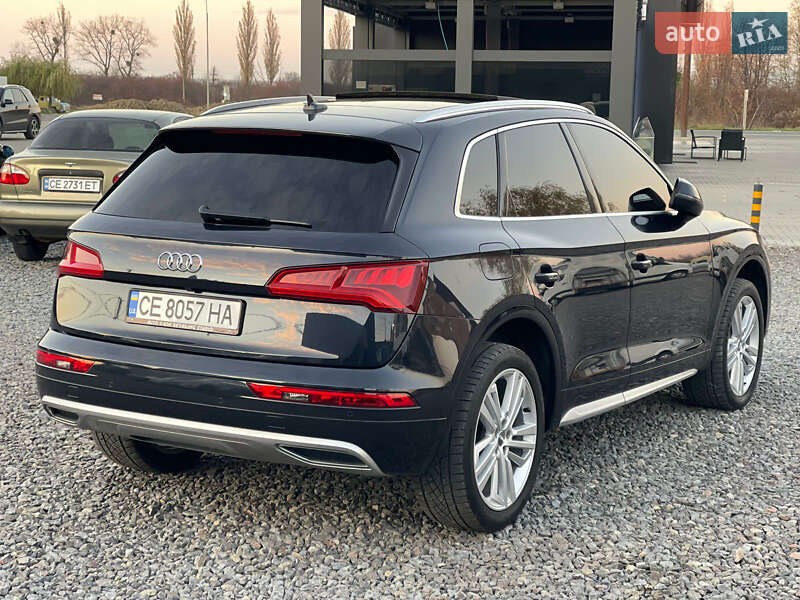 Позашляховик / Кросовер Audi Q5 2017 в Чернівцях