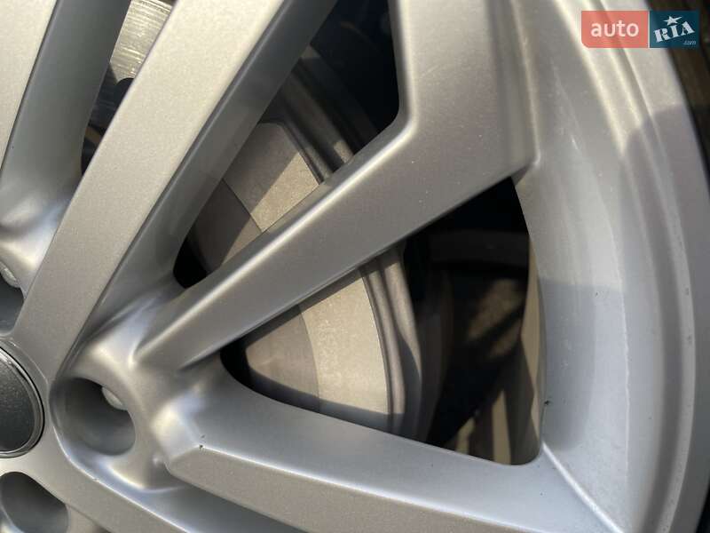 Внедорожник / Кроссовер Audi Q5 2017 в Киеве