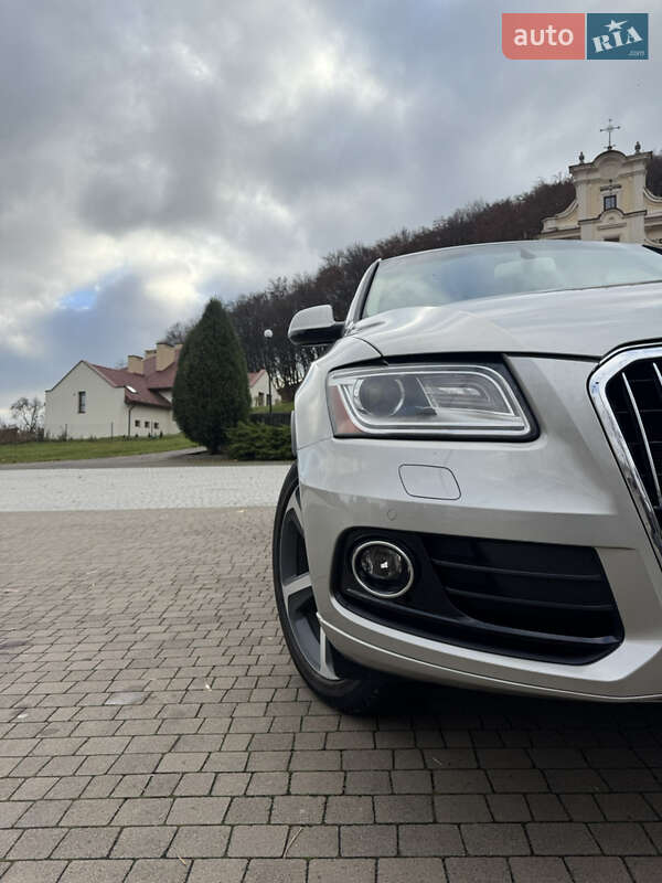 Позашляховик / Кросовер Audi Q5 2015 в Дублянах