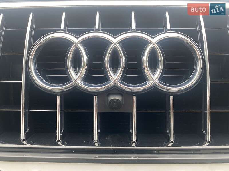 Позашляховик / Кросовер Audi Q5 2015 в Києві фото 13 Позашляховик / Кросовер Audi Q5 2015 в Києві