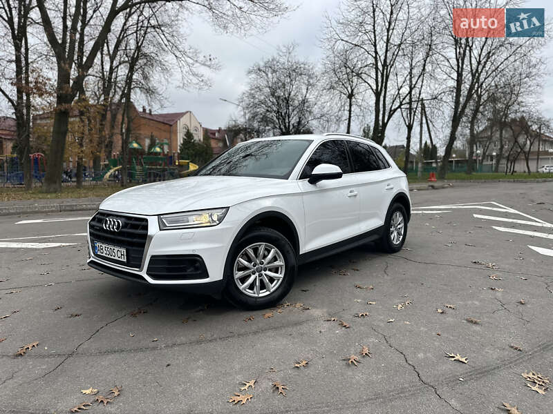Позашляховик / Кросовер Audi Q5 2018 в Вінниці