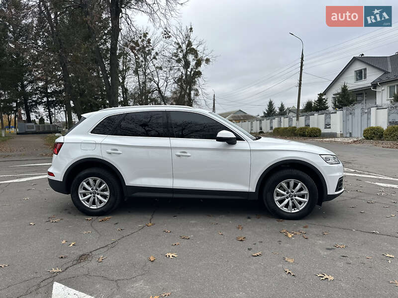 Позашляховик / Кросовер Audi Q5 2018 в Вінниці