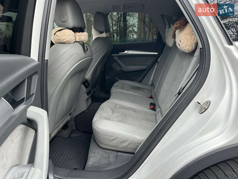 Позашляховик / Кросовер Audi Q5 2018 в Вінниці