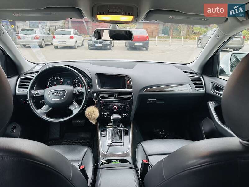 Внедорожник / Кроссовер Audi Q5 2013 в Тернополе