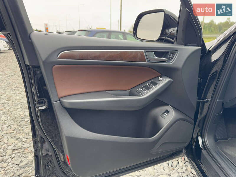 Внедорожник / Кроссовер Audi Q5 2015 в Стрые