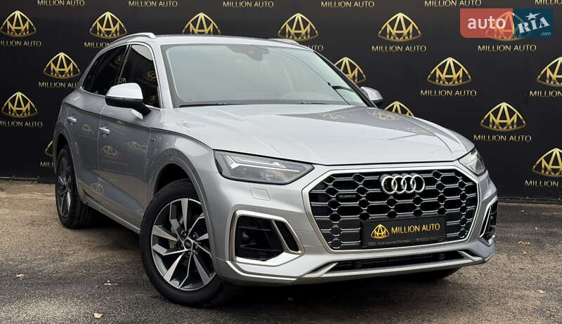 Позашляховик / Кросовер Audi Q5 2022 в Києві