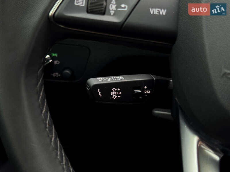 Позашляховик / Кросовер Audi Q5 2022 в Києві