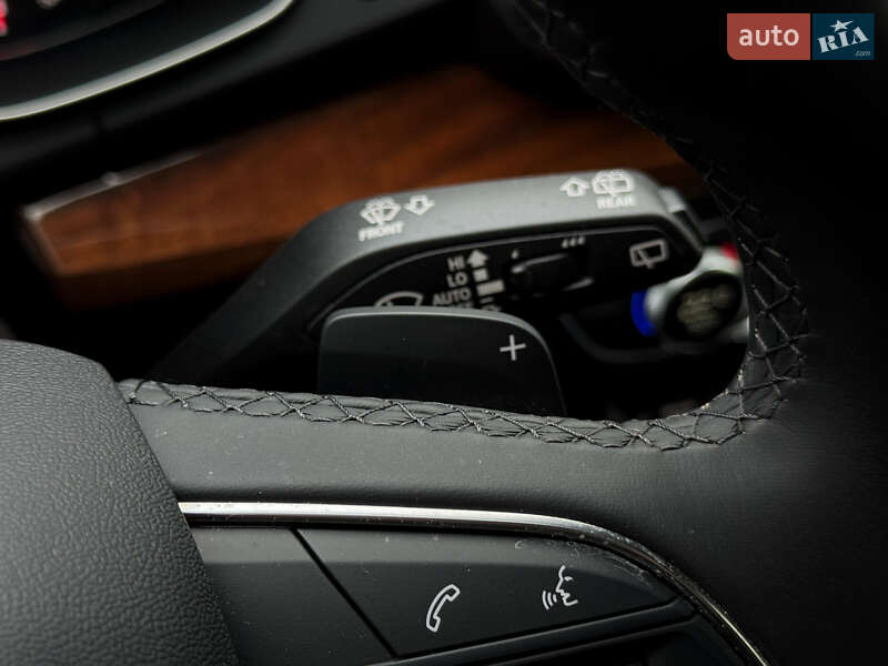 Позашляховик / Кросовер Audi Q5 2022 в Києві