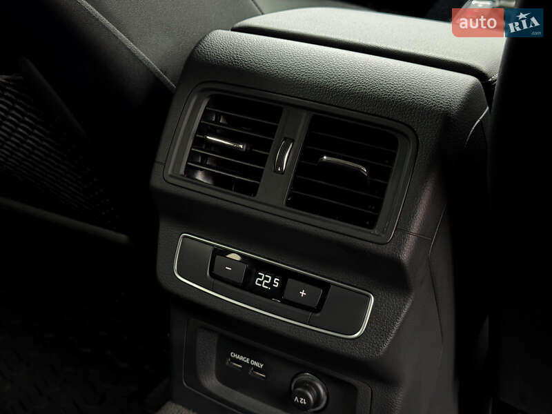 Позашляховик / Кросовер Audi Q5 2022 в Києві
