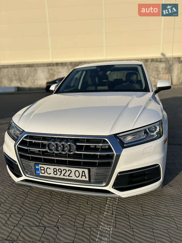 Внедорожник / Кроссовер Audi Q5 2019 в Львове