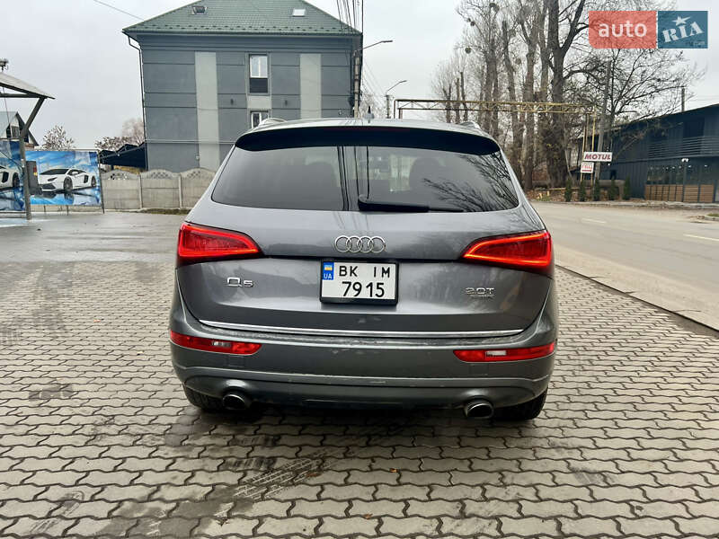 Позашляховик / Кросовер Audi Q5 2016 в Чернівцях