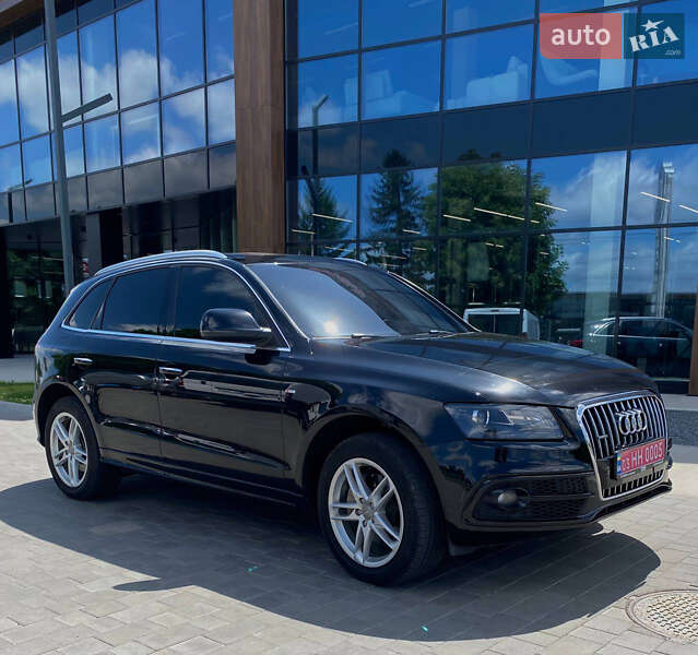 Позашляховик / Кросовер Audi Q5 2014 в Ратному