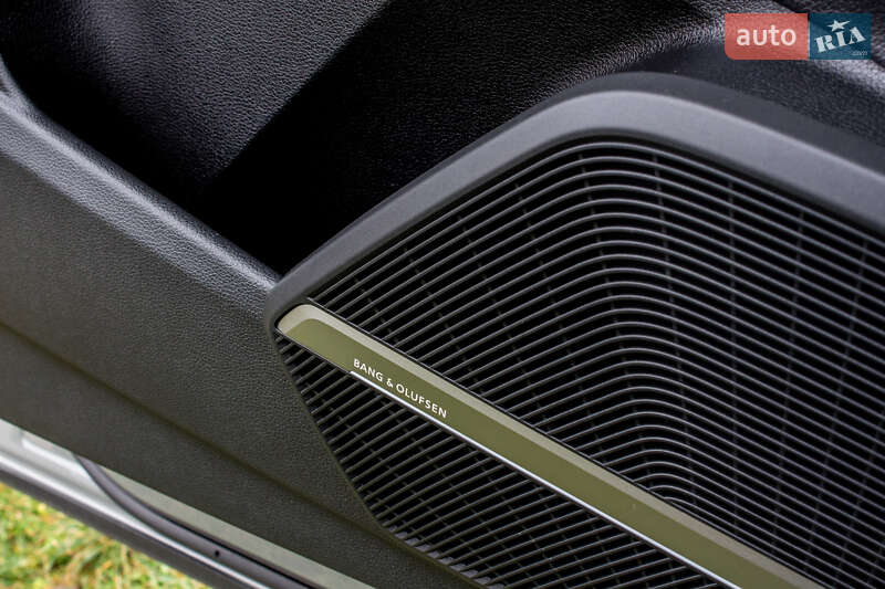 Внедорожник / Кроссовер Audi Q5 2020 в Нововолынске