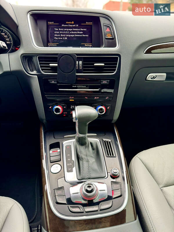 Позашляховик / Кросовер Audi Q5 2013 в Києві