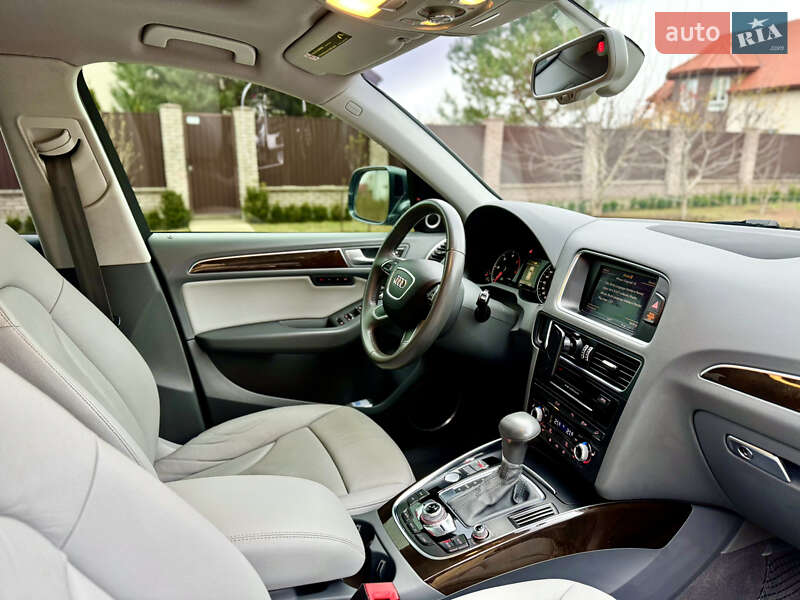 Позашляховик / Кросовер Audi Q5 2013 в Києві