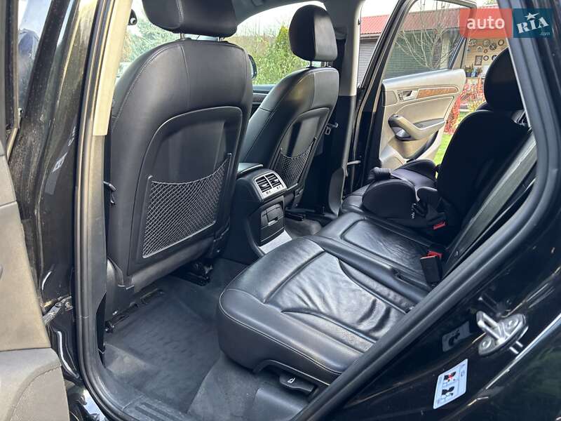 Позашляховик / Кросовер Audi Q5 2015 в Ужгороді