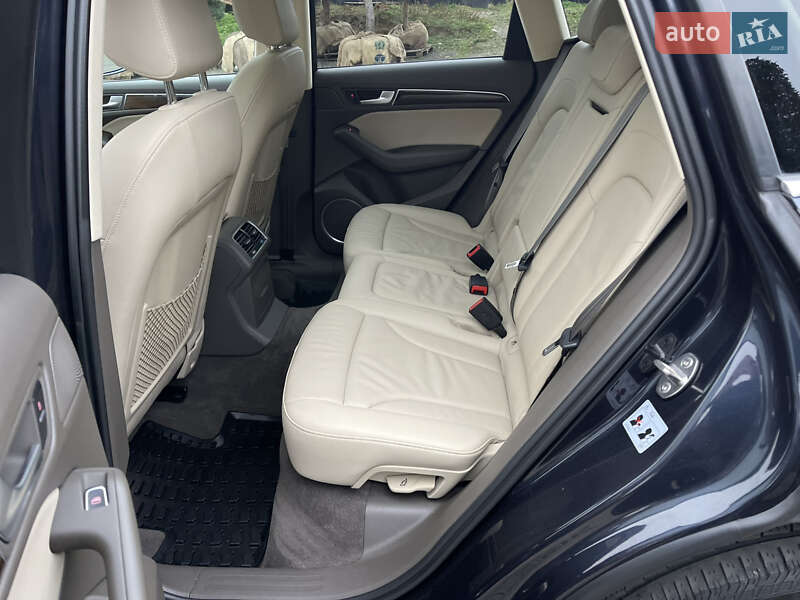Позашляховик / Кросовер Audi Q5 2016 в Луцьку фото 22 Позашляховик / Кросовер Audi Q5 2016 в Луцьку