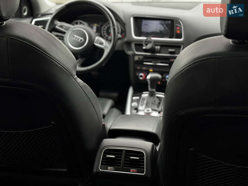Внедорожник / Кроссовер Audi Q5 2013 в Киеве