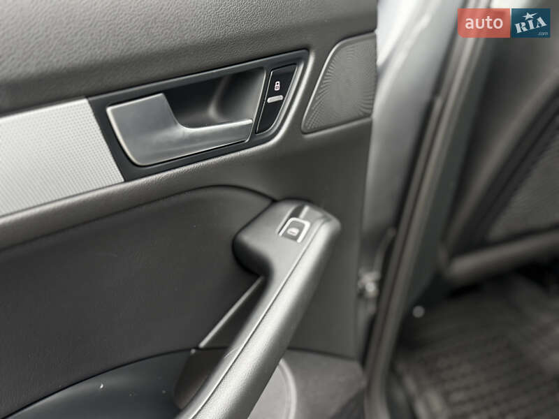 Внедорожник / Кроссовер Audi Q5 2013 в Киеве