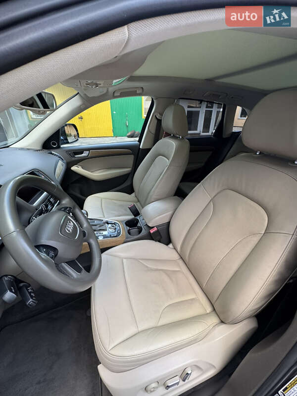 Позашляховик / Кросовер Audi Q5 2013 в Володимирі