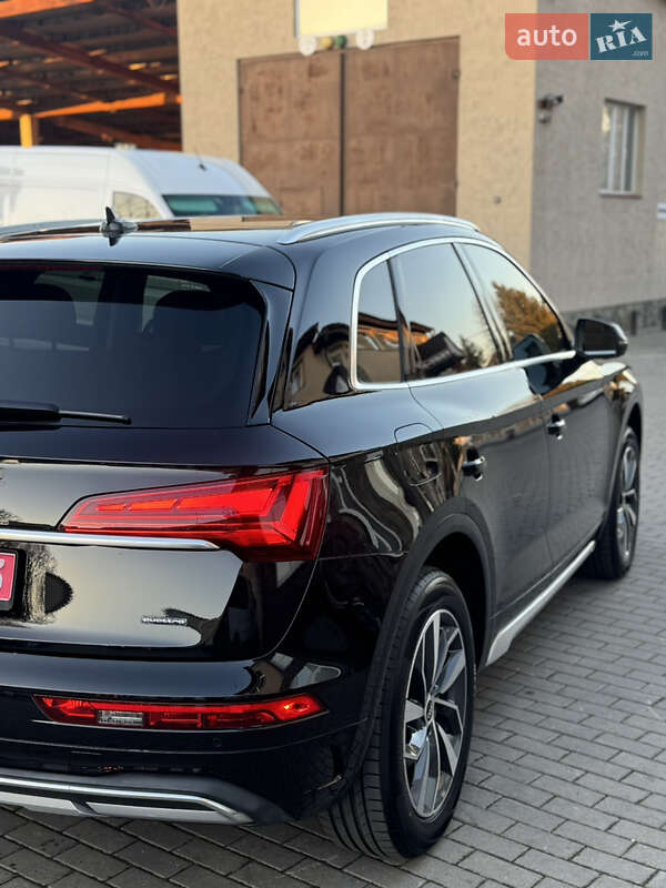 Позашляховик / Кросовер Audi Q5 2021 в Володимирі