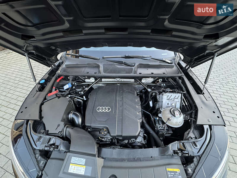 Позашляховик / Кросовер Audi Q5 2021 в Володимирі
