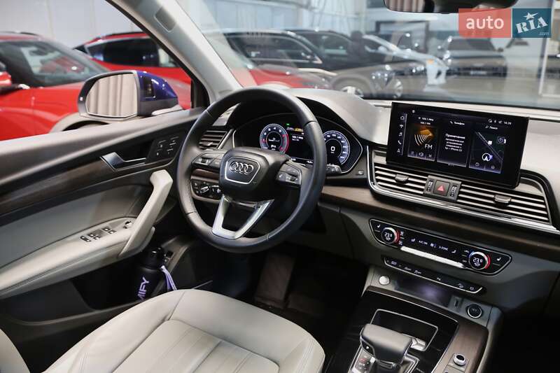 Позашляховик / Кросовер Audi Q5 2024 в Києві