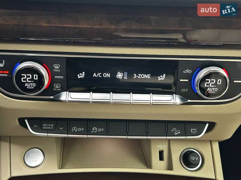 Внедорожник / Кроссовер Audi Q5 2019 в Киеве