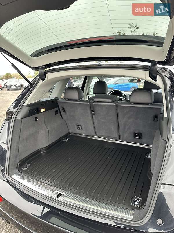 Внедорожник / Кроссовер Audi Q5 2013 в Белогородке