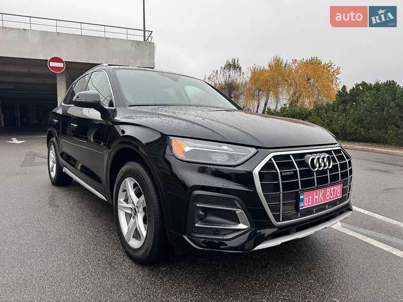 Внедорожник / Кроссовер Audi Q5 2020 в Киеве