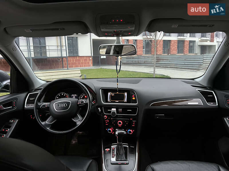 Внедорожник / Кроссовер Audi Q5 2015 в Самборе