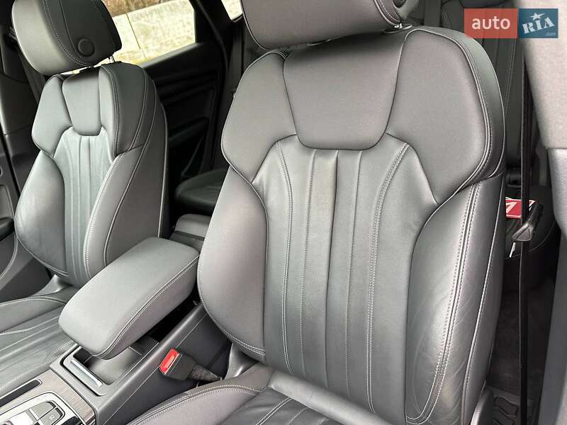 Позашляховик / Кросовер Audi Q5 2021 в Луцьку