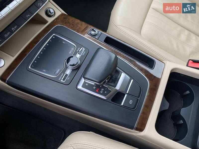 Позашляховик / Кросовер Audi Q5 2017 в Львові фото 20 Позашляховик / Кросовер Audi Q5 2017 в Львові