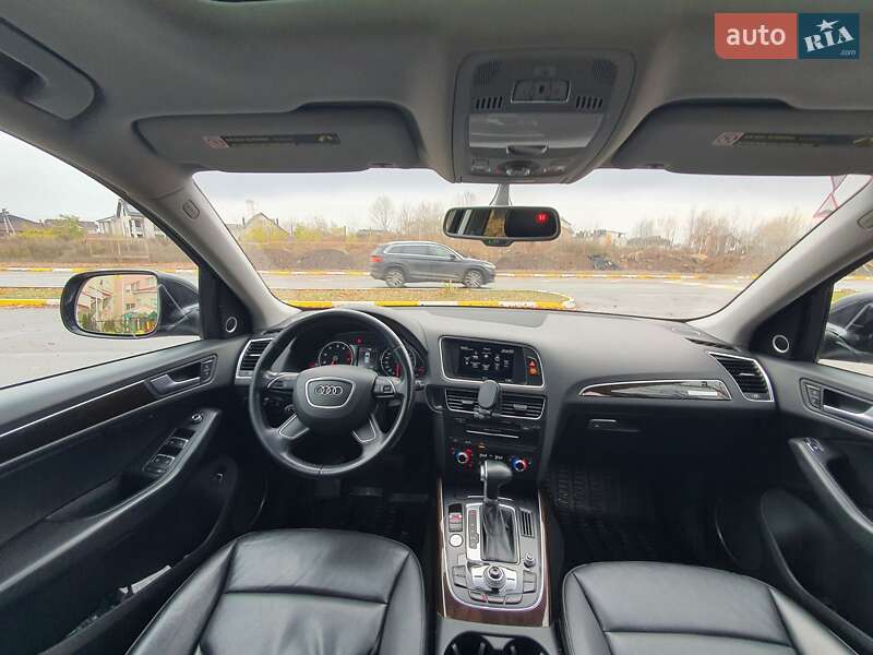 Внедорожник / Кроссовер Audi Q5 2014 в Петропавловской Борщаговке