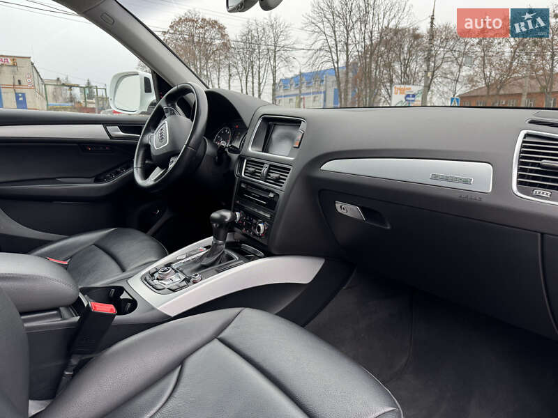 Позашляховик / Кросовер Audi Q5 2016 в Сумах