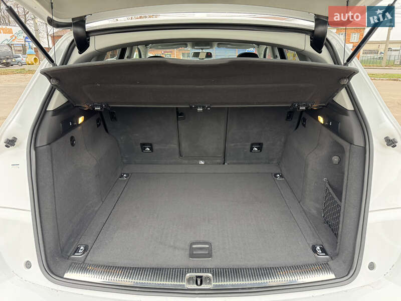 Позашляховик / Кросовер Audi Q5 2016 в Сумах