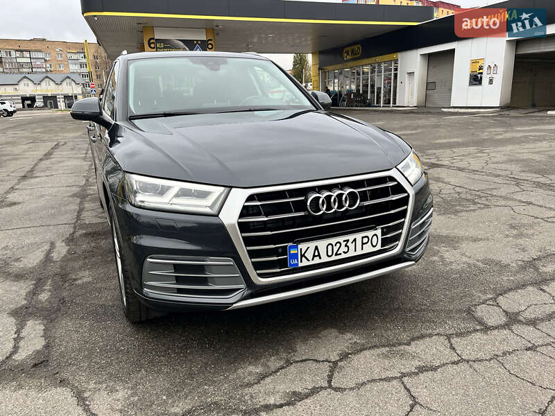 Внедорожник / Кроссовер Audi Q5 2019 в Василькове