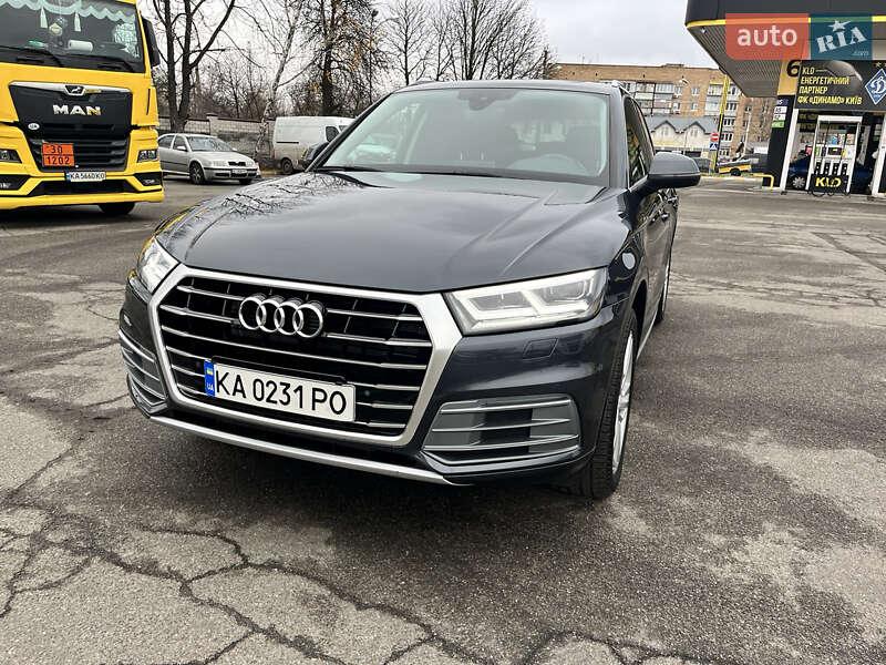 Внедорожник / Кроссовер Audi Q5 2019 в Василькове