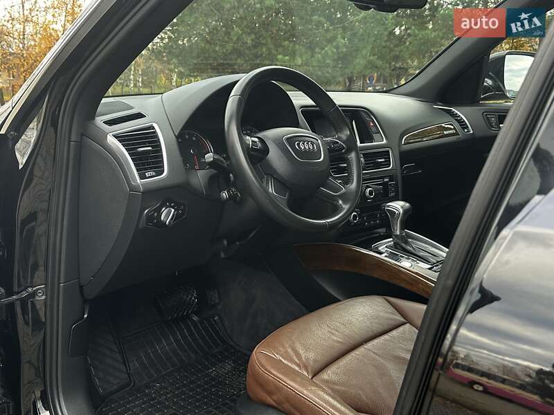 Позашляховик / Кросовер Audi Q5 2015 в Дрогобичі