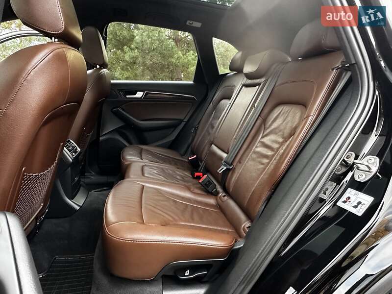 Позашляховик / Кросовер Audi Q5 2015 в Дрогобичі