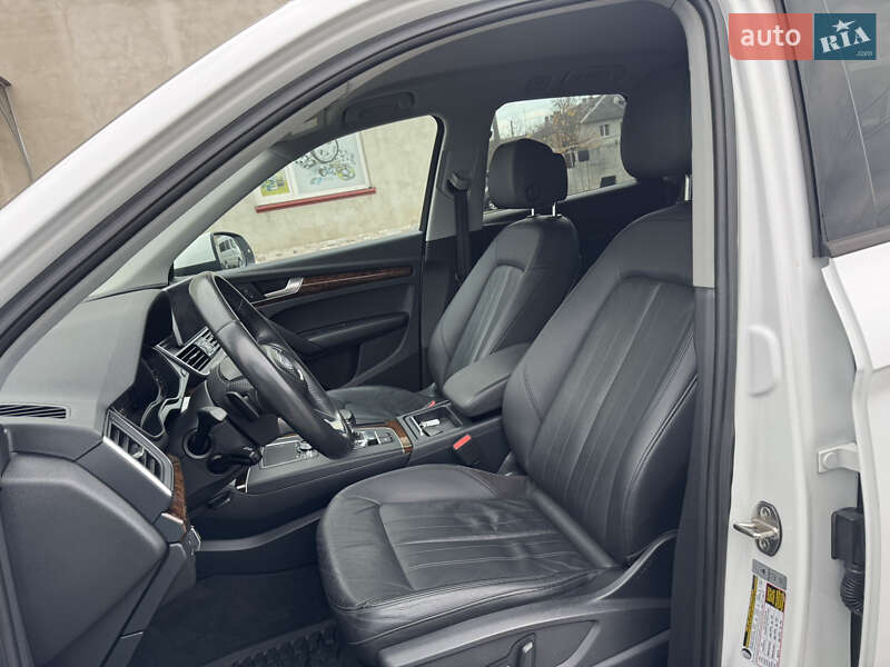 Позашляховик / Кросовер Audi Q5 2017 в Луцьку фото 18 Позашляховик / Кросовер Audi Q5 2017 в Луцьку