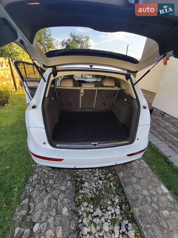 Внедорожник / Кроссовер Audi Q5 2014 в Тысменице