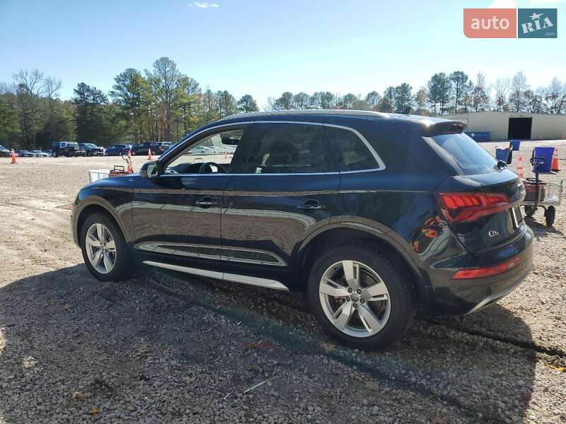 Позашляховик / Кросовер Audi Q5 2017 в Львові