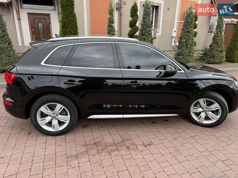 Внедорожник / Кроссовер Audi Q5 2019 в Стрые