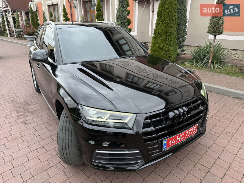 Внедорожник / Кроссовер Audi Q5 2019 в Стрые