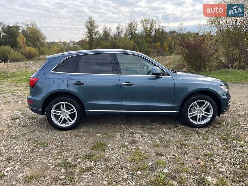 Позашляховик / Кросовер Audi Q5 2016 в Івано-Франківську